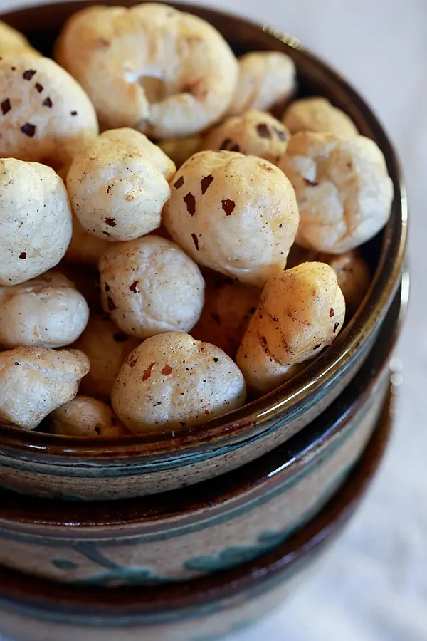 Close-up of white puffed Makhana for export
